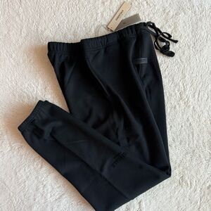 Men’s Fear of God Essentials Sweatpants, Stretch Limo, XL, NWT